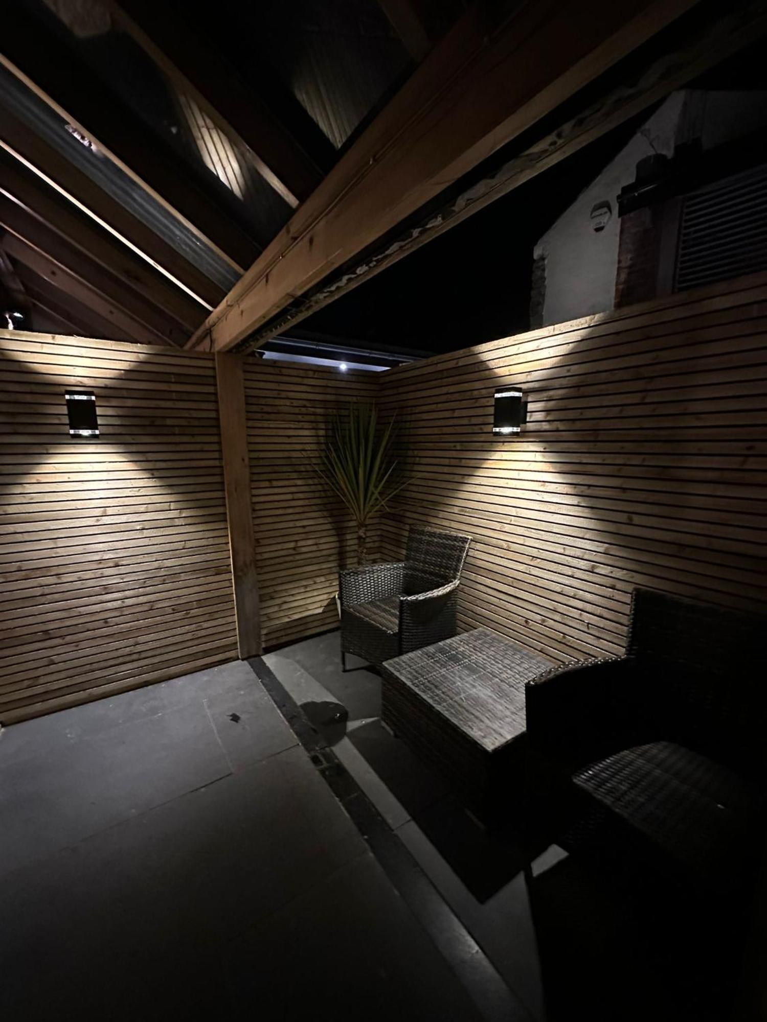 Secret Suites Lancaster Exterior foto